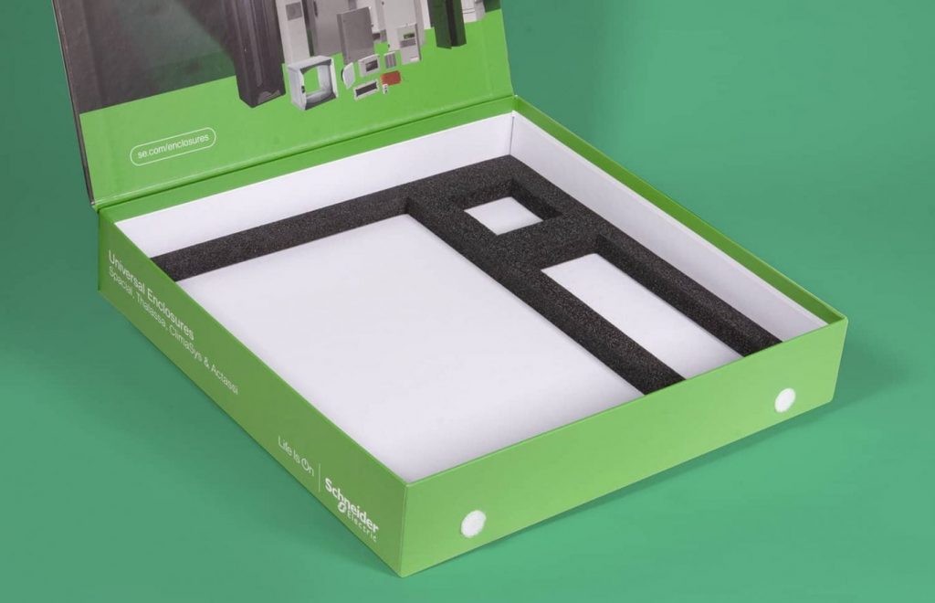 Interior-packaging-para-envio-de-productos-a-retail-1371x883