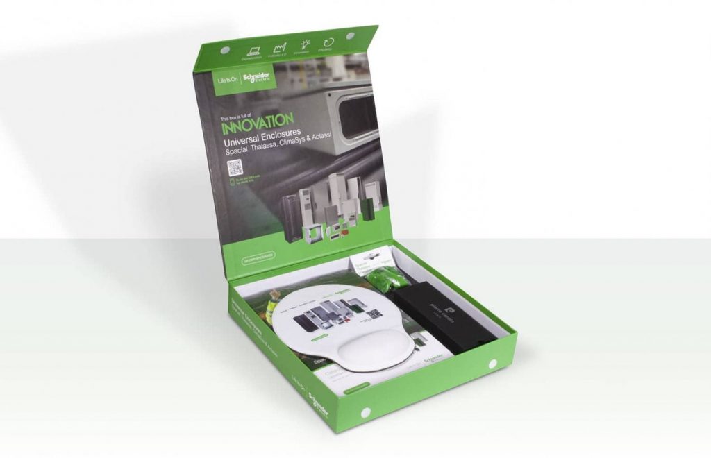 box-regalo-retail-mercharndising-1371x883