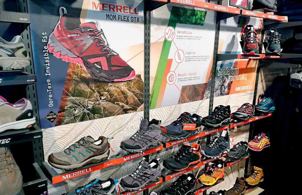 diseño-de-materiales-para-retail-de-Merrell-1371x883